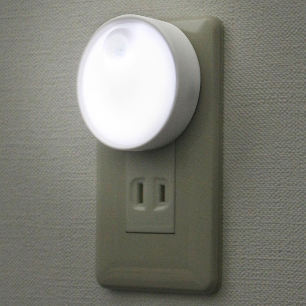 LEDセンサー付ライト ホワイト