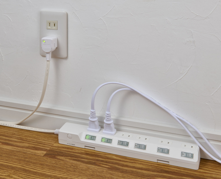 耐雷スイッチ付タップ