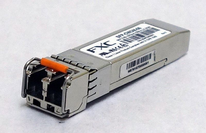 CWDM 10G SMF LC 2芯(80km/1570nm) SFP+ モジュール + 同製品SB5バンドル