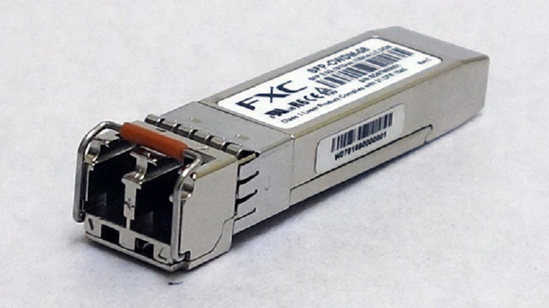 CWDM 10G SMF LC 2芯(80km/1610nm) SFP+ モジュール + 同製品SB5バンドル