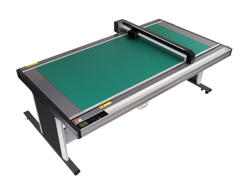 フラットベッドカッティングマシン FCX2000 (1800×920) バキューム仕様