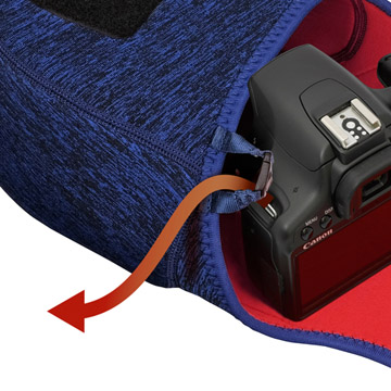 プラスシェル スリムフィット カメラケース 02 L ブルー