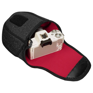 プラスシェル スリムフィット カメラケース 02 M ブラック