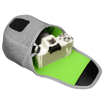 プラスシェル スリムフィット カメラケース 02 M グレー