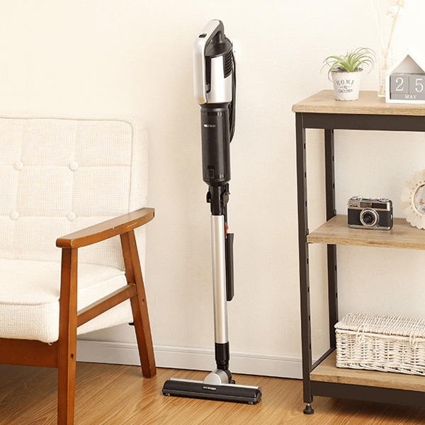 極細軽量スティッククリーナー シルバー