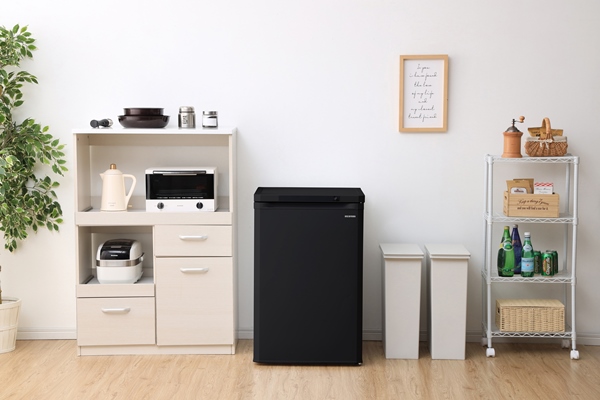 前開き冷凍庫 85L ブラック