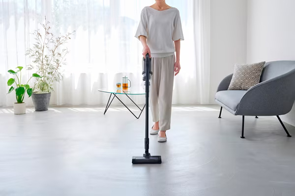 充電式サイクロンスティッククリーナー ブラック