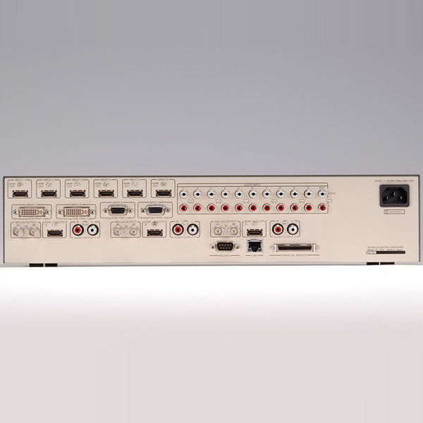 10入力3出力マルチシグナル対応シームレスマトリックススイッチャー