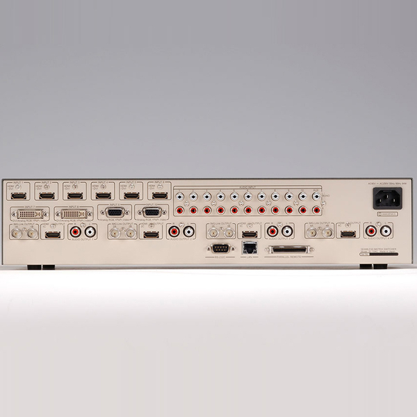 10入力4出力マルチシグナル対応シームレスマトリックススイッチャー