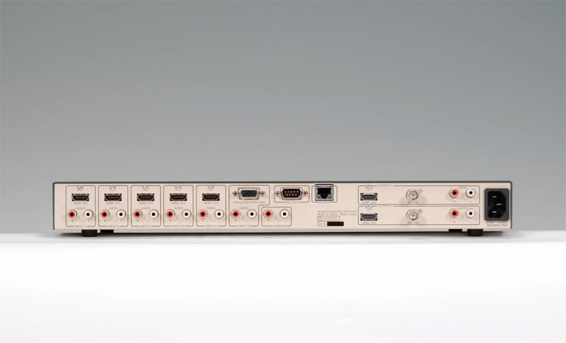 4K対応マルチシグナルシームレスマトリックススイッチャー