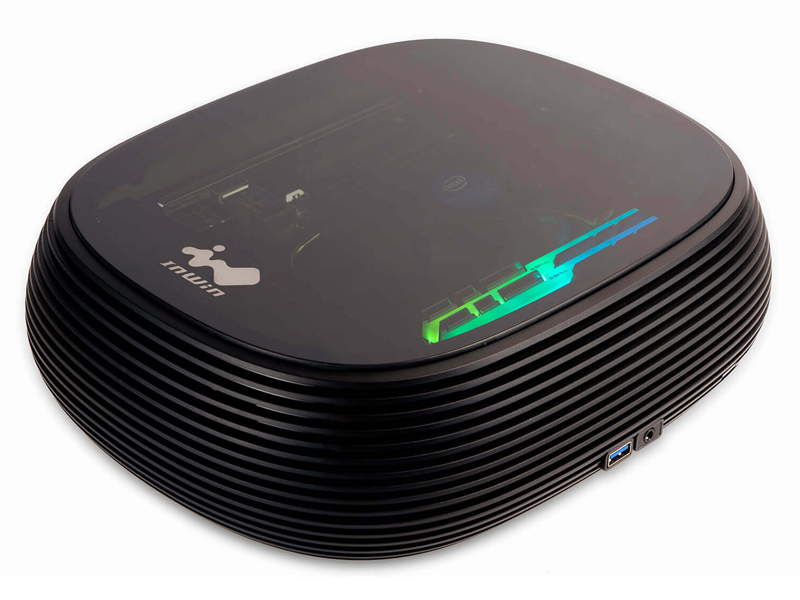 200W 80OPLUS GOLD電源内蔵されたMini-ITX向けケース