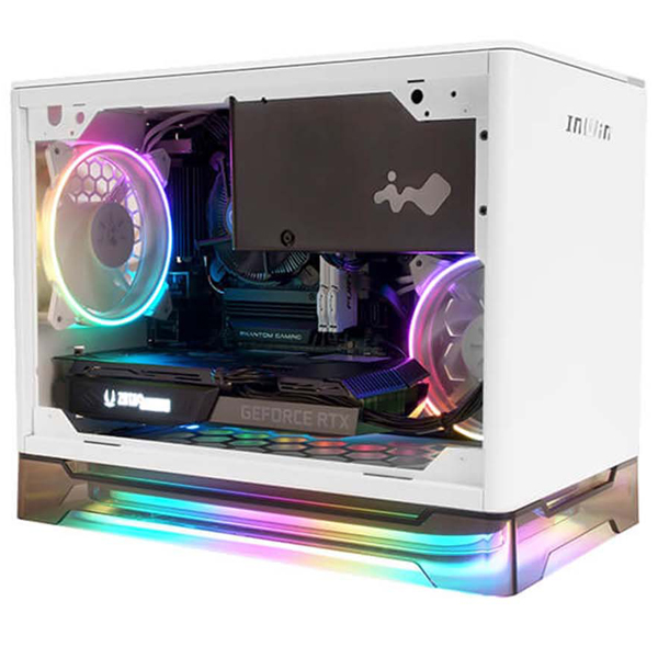 キューブ型ケース 白色モデル 750WGOLD電源搭載