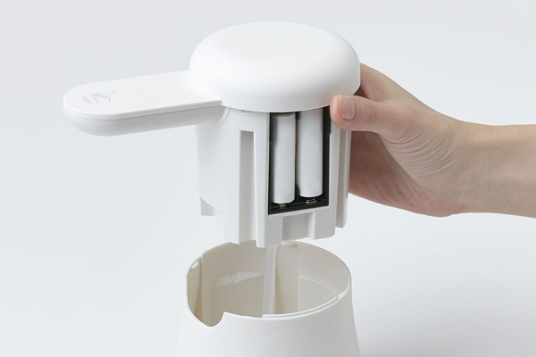 アルコールディスペンサー「テッテ」 白