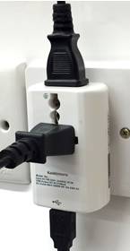 海外旅行用2口電源プラグ A/C/O/SE/BFタイプ USB2.1A