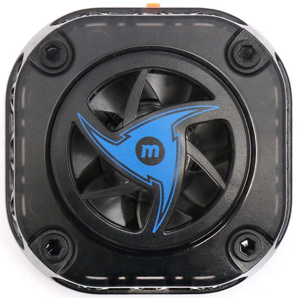 MOMAX Play 冷却ファン付きマグネットチャージャー