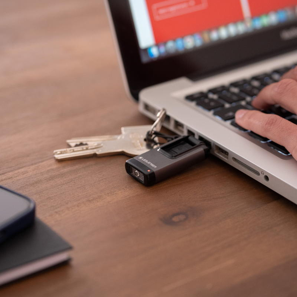 レッドレンザー K4R (New) Gray LEDキーライト 充電式 光束120lm 照射距離30m 点灯時間3.5h