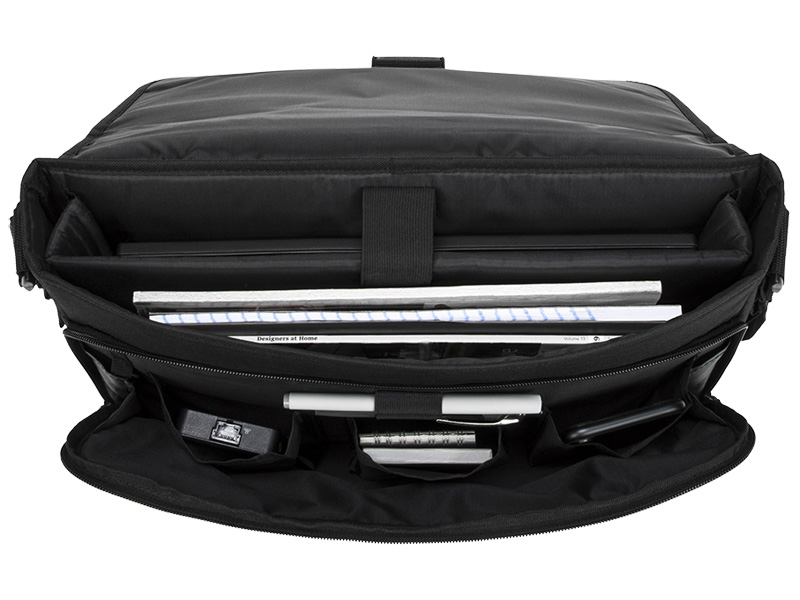 ThinkPad 15.6インチ エッセンシャル メッセンジャーケース