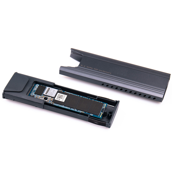 USB3.2(Gen2)対応M.2 NVMe SSDケース