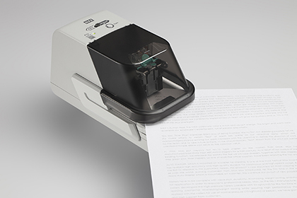 電子ホッチキス・フラットクリンチタイプ/とじ枚数:2～70枚