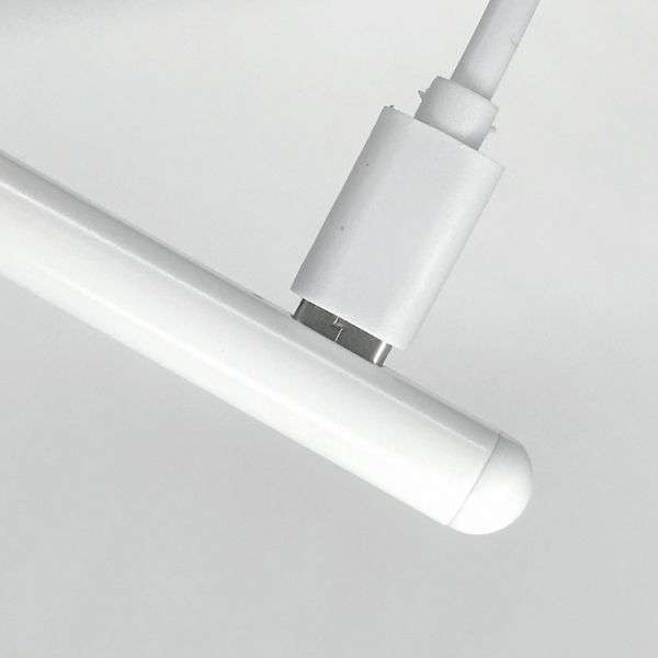 iPadOS専用充電式タッチペン ホワイト 3年保証モデル