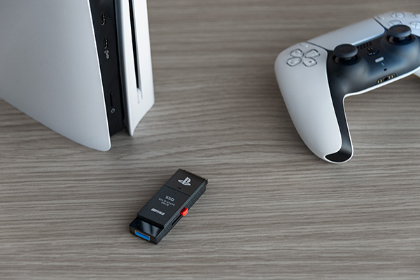 PlayStation(R)5 公式ライセンス商品 ポータブルSSD スティック 2.0TB ブラック