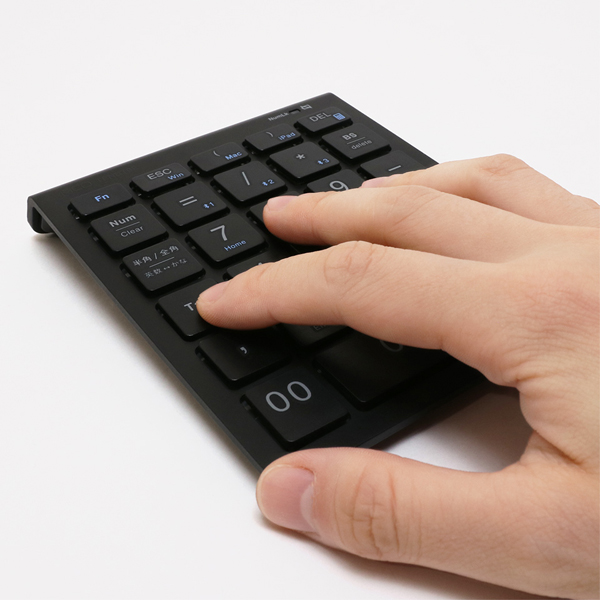 Bluetooth5.0対応 ワイヤレステンキー ホワイト
