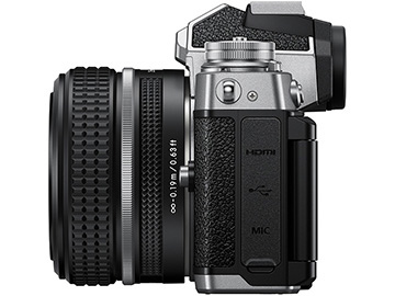 ミラーレス一眼カメラ Z fc 28mm f/2.8 Special Edition キット