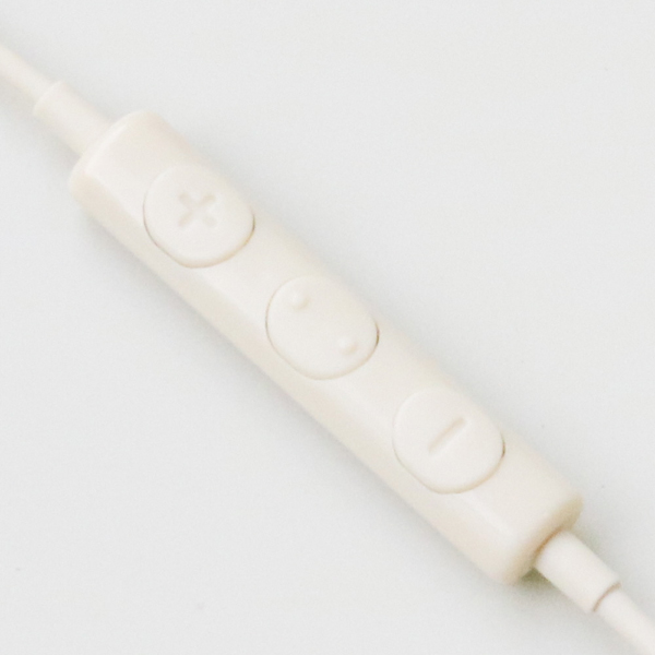 ステレオイヤホン/セミオープンタイプ/Lightning/Lightningコネクター/EPLT02シリーズ/口径13mmドライバー/ハンズフリー通話/リモコン&マイク付き/1.2m/ホワイト