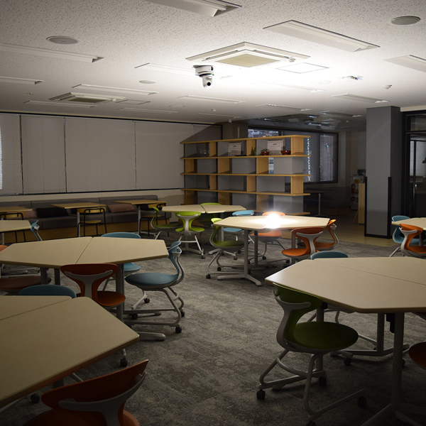 充電式LEDランタン バッテリー容量1800mAh/LED2個付