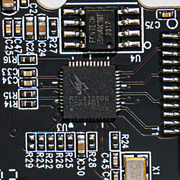 PCIeバス対応 2.5GBASE-T LAN 2ポートアダプター