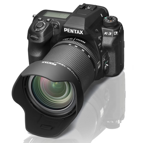 標準ズームレンズ HD PENTAX-DA 16-85mmF3.5-5.6ED DC WR （フード付）