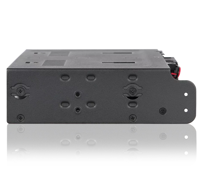 4 x 2.5インチ SATA/SAS SSD/HDD搭載用リムーバブルケース トレイレスタイプ 5.25インチベイサイズ