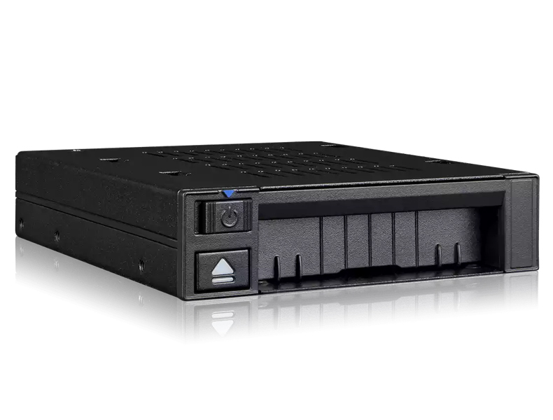 2.5インチ U.2/U.3 NVMe SSD搭載用トレイレスリムーバブルケース PCIe 4.0対応 3.5インチベイサイズ