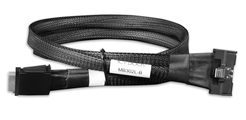 ICY DOCK MCIO 8i SFF-TA-1016 to 2x Oculink 4i SFF-8611 ケーブル - 0.5M