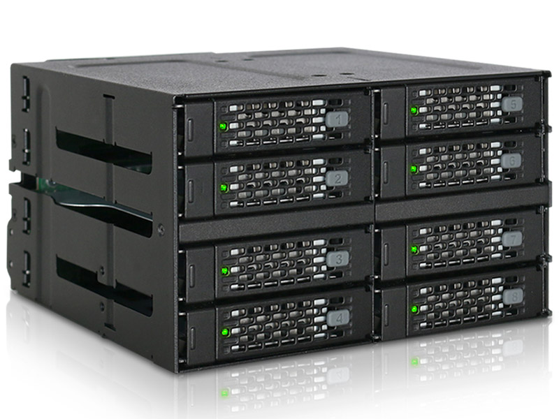 ICY DOCK 8x 2.5インチ SSD/HDD搭載用リムーバブルケース　2x5.25インチベイサイズ