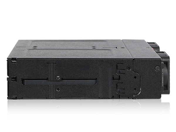 ICYDOCK 4 x M.2 NVMe SSD 搭載用 リムーバブルケース PCIe 4.0対応 5.25インチベイサイズ