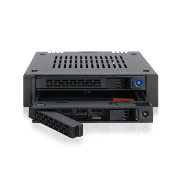 ICYDOCK　2x2.5インチ SATA SSD / HDD搭載用リムーバブルケース 3.5インチベイサイズ ツールレスタイプ