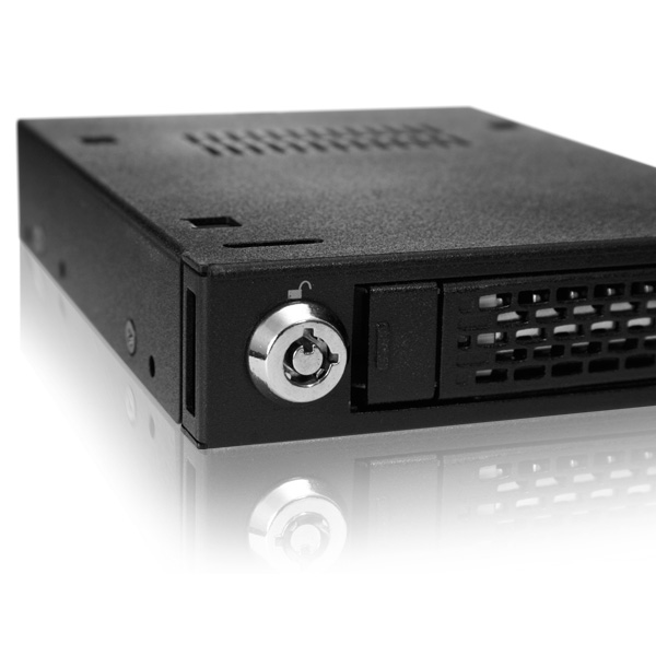 ICYDOCK 1x2.5インチSATA HDD/SSD搭載用リムーバブルケース 3.5インチベイサイズ