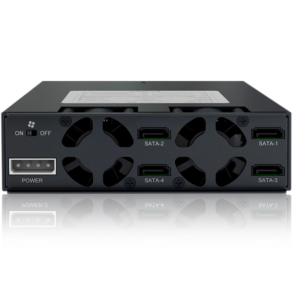 ICYDOCK　4 x 2.5インチSATA / SAS HDD/SSD 搭載用リムーバブルケース　5.25インチベイサイズ