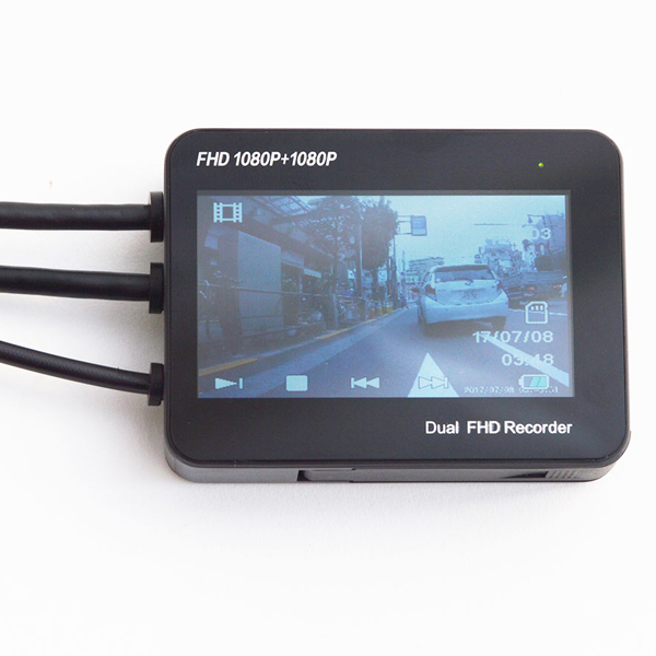 オンボードカメラにもなる「バイク用フルHD前後ドライブレコーダー」