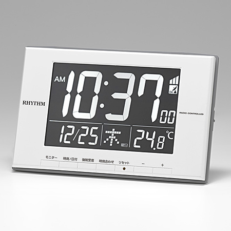 裏側のスタンドを使えば卓上用にも。