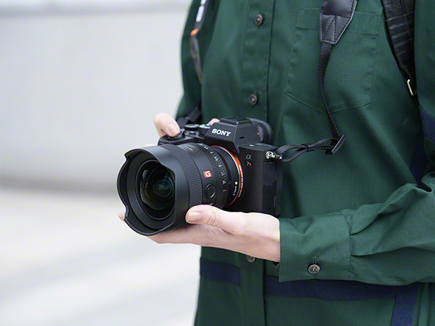 Eマウント交換レンズ FE 14mm F1.8 GM