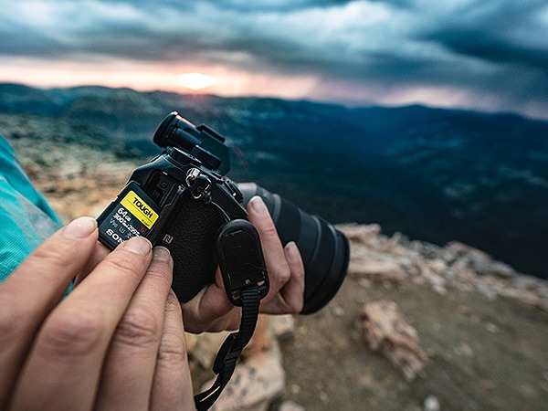 SDXC UHS-II メモリーカード Class10 256GB