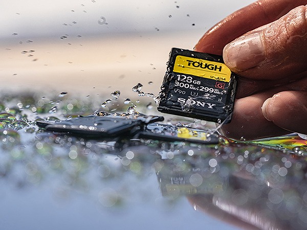 SDXC UHS-II メモリーカード Class10 256GB