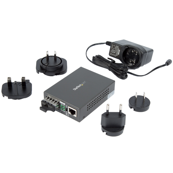 Gigabit対応光メディアコンバータ1000Base-SX2芯SC端子マルチモード(2芯)最大550mギガビット対応光メディアコンバータ光-LAN変換器