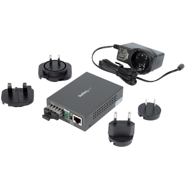 Gigabit対応光メディアコンバータ1000Base-LX2芯SC端子シングルモード(2芯)最大10kmギガビット対応光メディアコンバータ光-LAN変換器