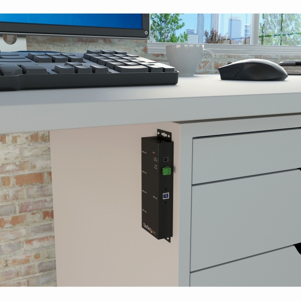 4ポート産業用USB3.0ハブESD保護ウォールマウント対応