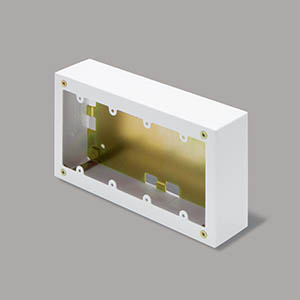 4個スイッチボックス 深型 ホワイト