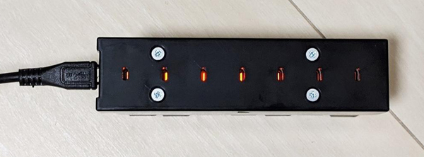 MESHブロック用充電器