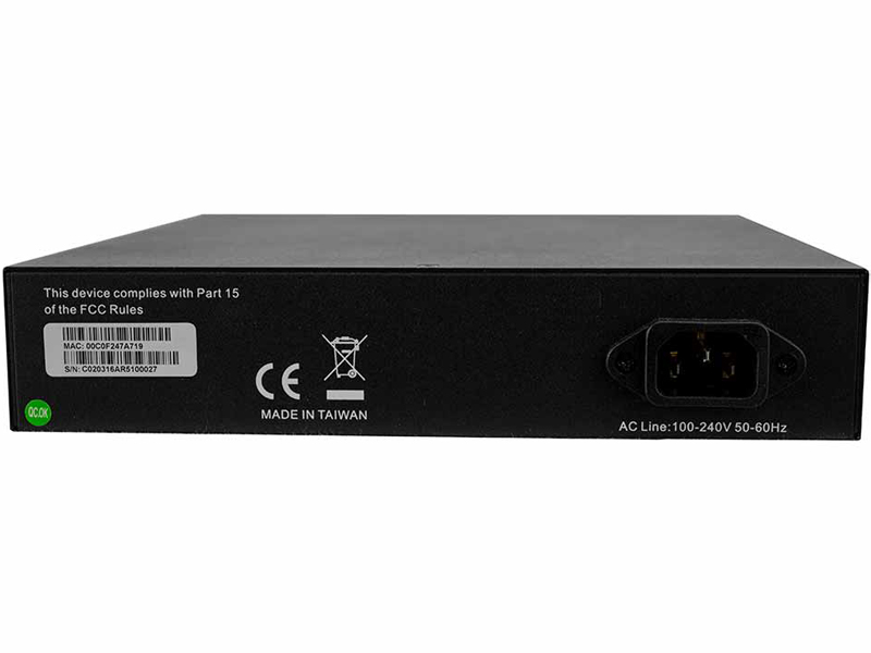 (8) 10/100/1000Base-T (PoEプラス対応) + (2) SFPポート